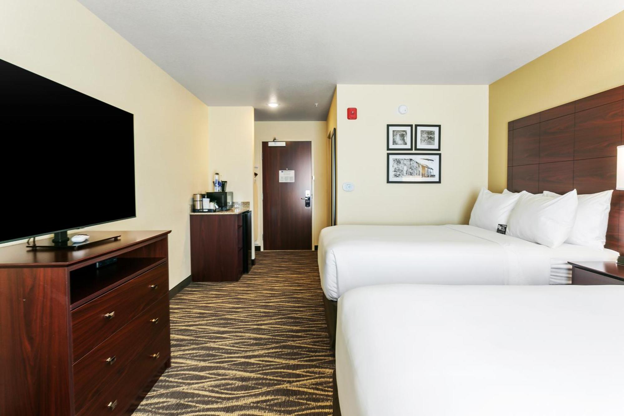 Cobblestone Hotel & Suites - Wickenburg Exterior photo